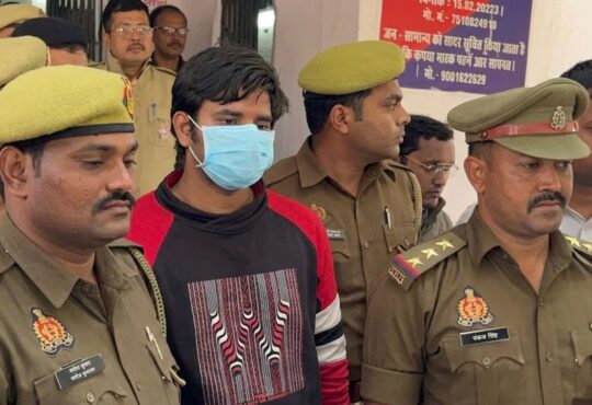 लखनऊ के आशियाना इलाके में सामने आए ड्रम हत्या मामले से जुड़ी प्रतिनिधि तस्वीर, पुलिस जांच जारी