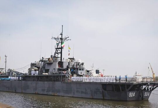 Kochi से ईरान लौटने की तैयारी कर रहे ईरानी नाविक, जबकि Sri Lanka के पास डूबे जहाज में मारे गए नाविकों के शव स्वदेश भेजने की तैयारी।