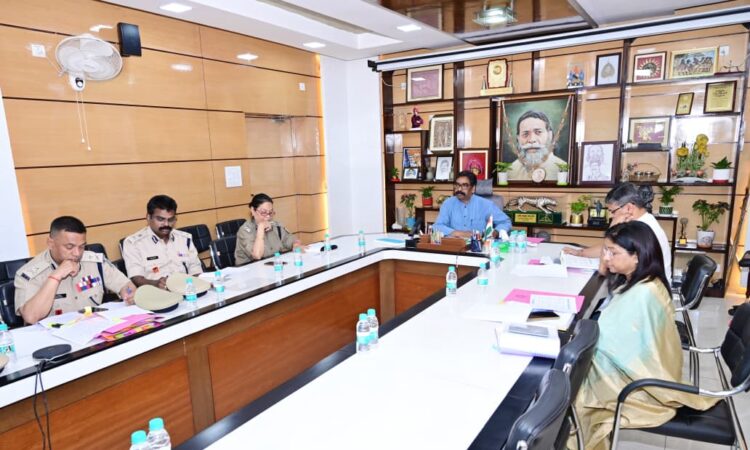 मुख्यमंत्री हेमंत सोरेन की बैठक में त्योहारों के दौरान सुरक्षा व्यवस्था को लेकर चर्चा, पुलिस और प्रशासन अलर्ट मोड में