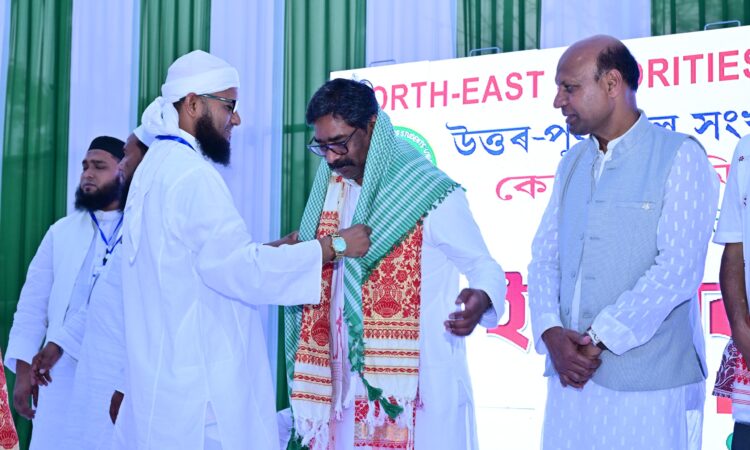 आदिवासी समुदाय को संबोधित करते झारखंड के मुख्यमंत्री हेमंत सोरेन