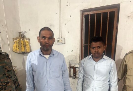हजारीबाग के बरकट्ठा क्षेत्र में रामनवमी जुलूस के दौरान पुलिस पर पथराव की घटना