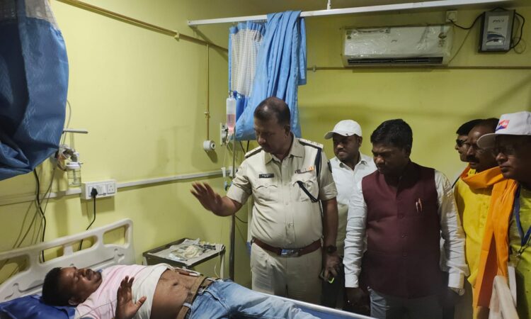 रामनवमी जुलूस के दौरान बोकारो में हाई टेंशन लाइन से झुलसे लोगों को अस्पताल में भर्ती कराया गया