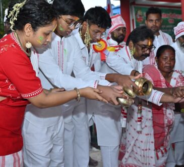 Jharkhand Chief Minister Hemant Soren performing Sarhul puja at Sirmatoli Sarna Sthal in Ranchi with traditional tribal rituals