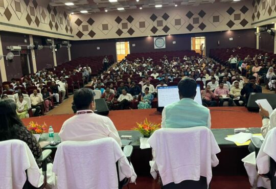 रांची में निजी स्कूलों पर प्रशासन का सख्त एक्शन, फीस, यूनिफॉर्म और किताबों को लेकर नए नियम लागू