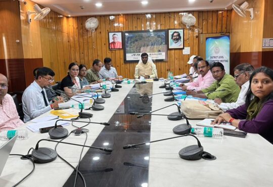 रांची में प्राइवेट स्कूलों की फीस वसूली पर सख्ती, जिला प्रशासन ने 3 साल की फीस का ब्योरा मांगा, अभिभावकों को राहत