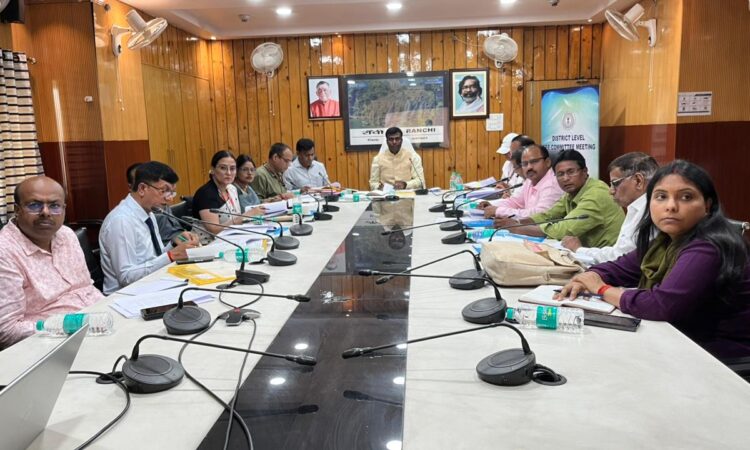 रांची में प्राइवेट स्कूलों की फीस वसूली पर सख्ती, जिला प्रशासन ने 3 साल की फीस का ब्योरा मांगा, अभिभावकों को राहत