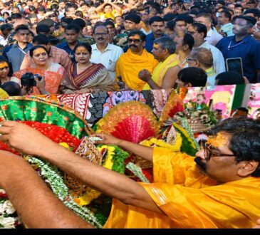 रांची के ऐतिहासिक जगन्नाथपुर रथयात्रा महोत्सव 2026 में उमड़ी श्रद्धालुओं की भारी भीड़।