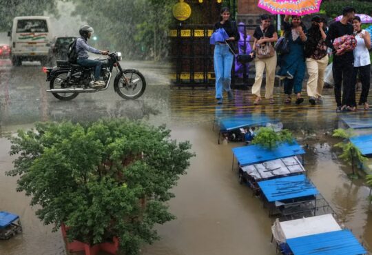 देशभर में भारी मानसून के दौरान तेज बारिश, सड़क पर बाइक सवार, छाता लेकर चलते लोग और बाढ़ से जलमग्न इलाका