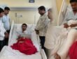सिवान में नीट पेपर लीक प्रदर्शन के दौरान गोली लगने से घायल युवकों का अस्पताल में इलाज
