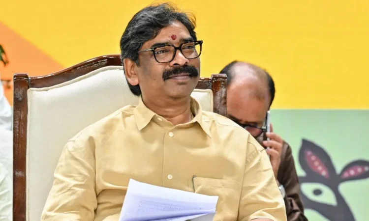 मुख्यमंत्री हेमंत सोरेन ने गढ़वा की छात्राओं द्वारा भेजी गई हस्तनिर्मित राखियों के जवाब में पत्र भेजा