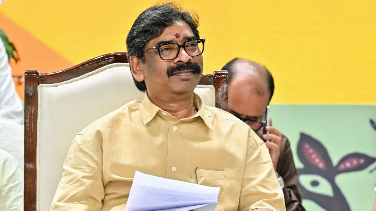 मुख्यमंत्री हेमंत सोरेन को सुदिव्य कुमार के तीन महत्वपूर्ण विभागों की जिम्मेदारी