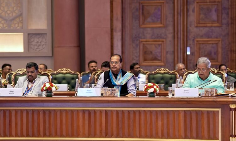 नई दिल्ली में विकसित भारत सम्मेलन के दौरान झारखंड के वित्त मंत्री राधाकृष्ण किशोर
