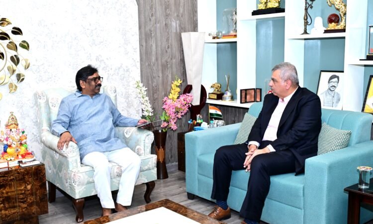 मुख्यमंत्री हेमंत सोरेन से RMZ Infrastructure के President दीपक छाबड़िया की मुलाकात, रांची में IT Park और GCC पर चर्चा