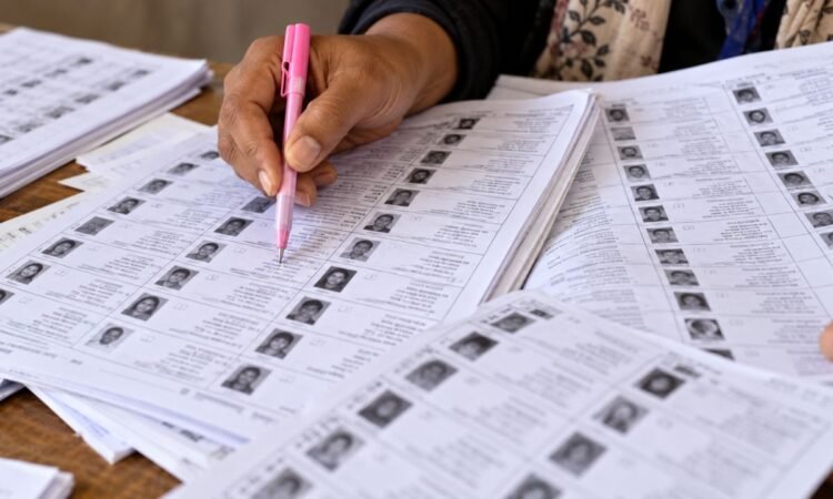 मतदाता सूची में नाम जुड़वाने के लिए फॉर्म-6 भरने की प्रक्रिया